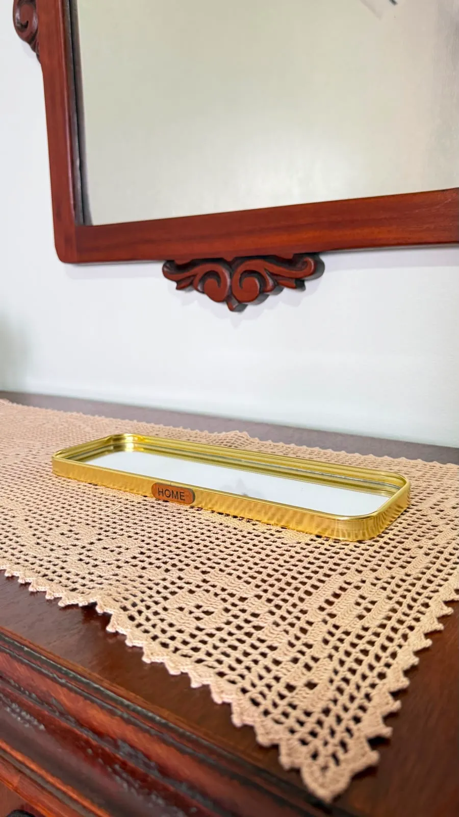 Bandeja Decorativa Oval de Alumínio Dourada com Espelho – 22cm x 9,5cm, foto 2